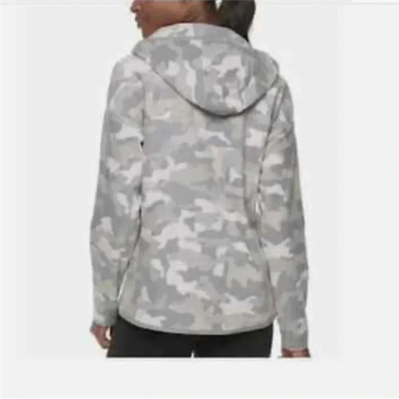 Fila Sport Women’s Camouflage Fleece Hooded Sweatshirt size S NWT - Picture 2 of 6